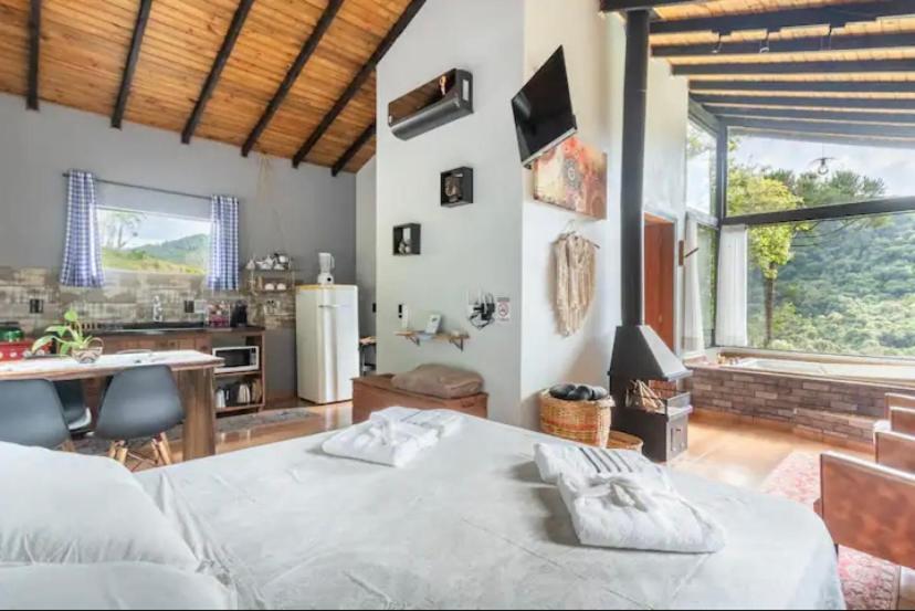 Cabana Sassafras Com Hidromassagem Alfredo Wagner Buitenkant foto